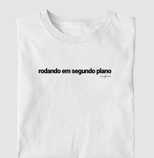 Camiseta tradicional Rodando em segundo plano
