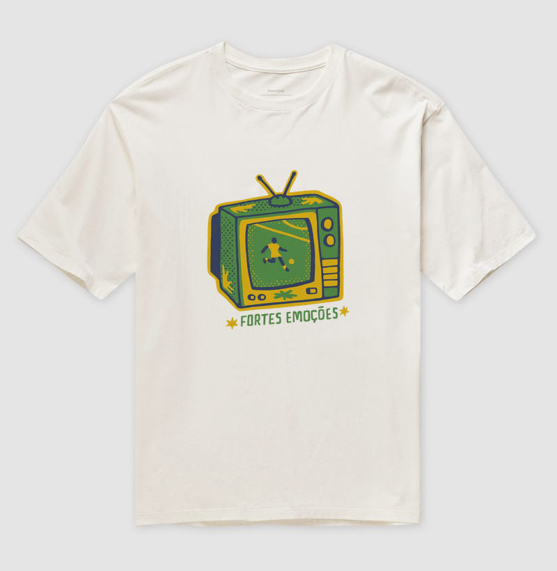 Camiseta Oversized Fortes Emoções