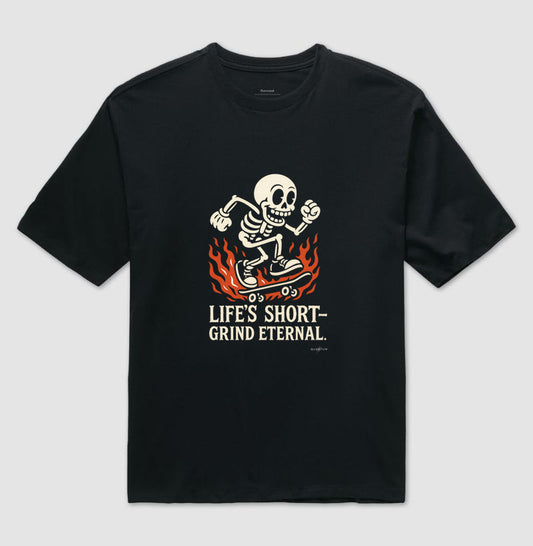Camiseta oversized Life's short grind eternal