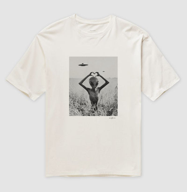 Camiseta oversized Alien Love
