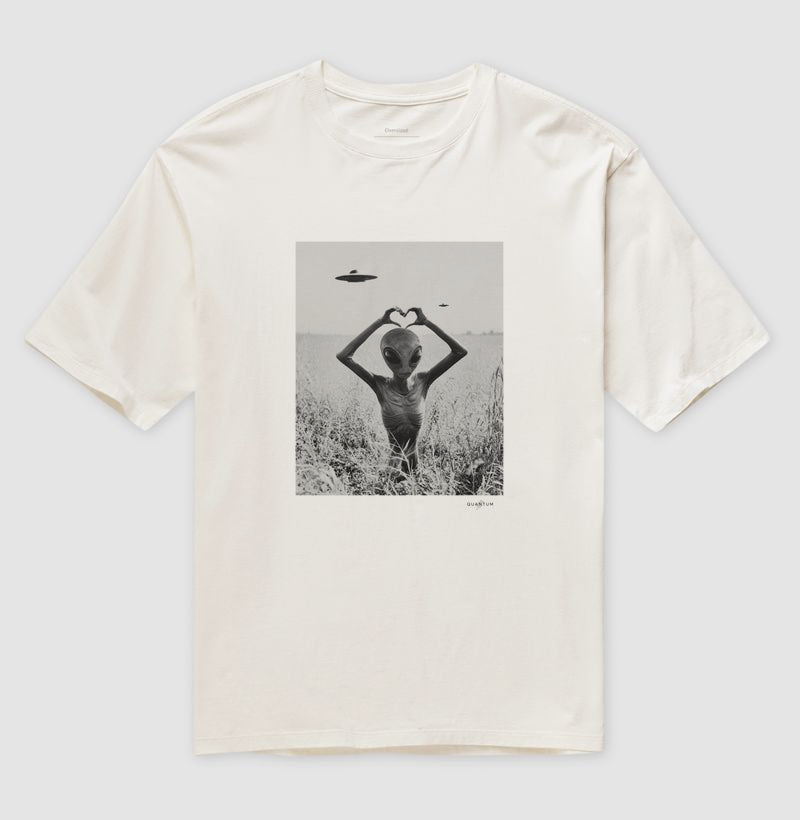 Camiseta oversized Alien Love