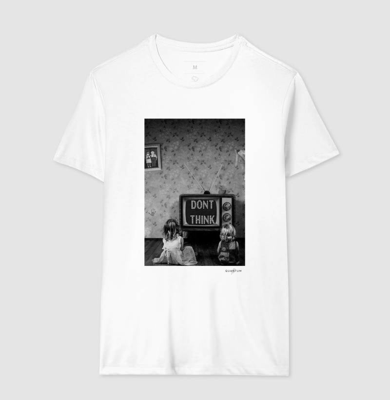 Camiseta Tradicional Não Pense
