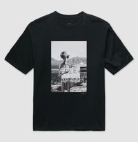 Camiseta oversized Abraço Intergaláctico