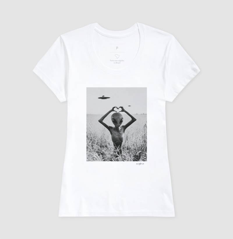 Camiseta Tradicional Alien Love