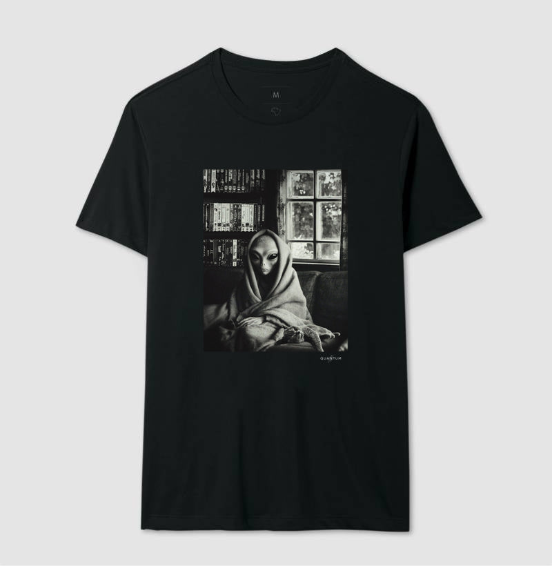 Camiseta Tradicional Fora de Órbita