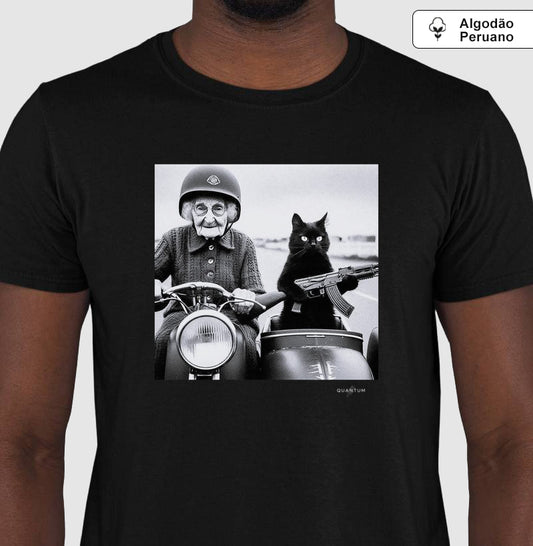 Camiseta Premium Black Cat Command