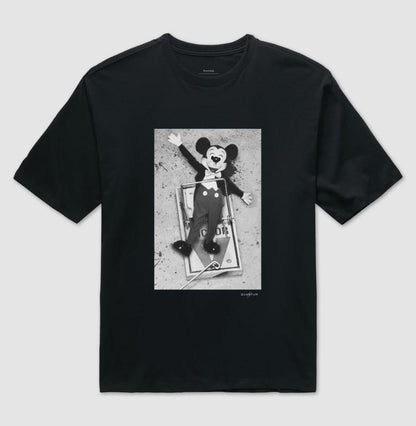 Camiseta Oversized Game Over, Mickey!