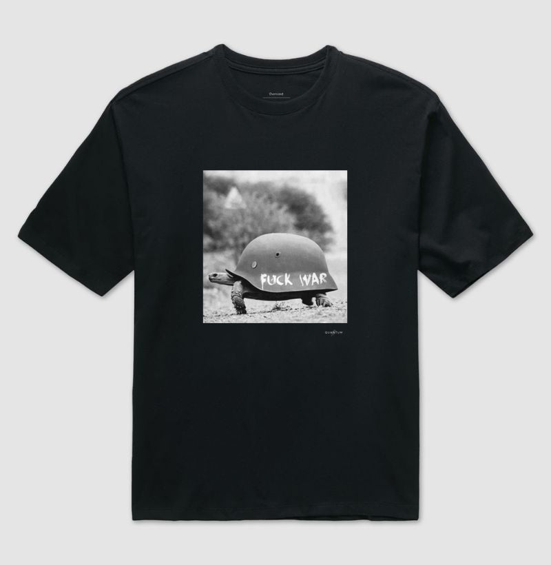Camiseta oversized F*ck War
