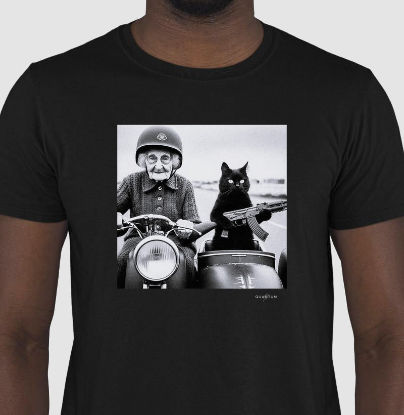 Camiseta Tradicional Black Cat Command