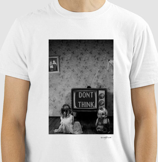 Camiseta Tradicional Não Pense