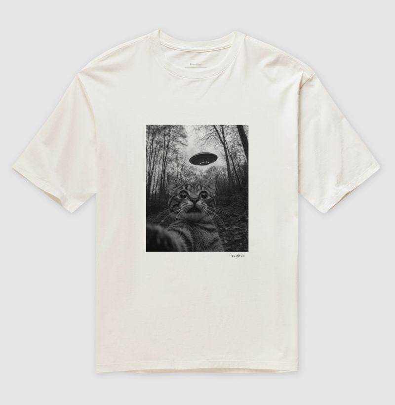 Camiseta oversized Missão Felina