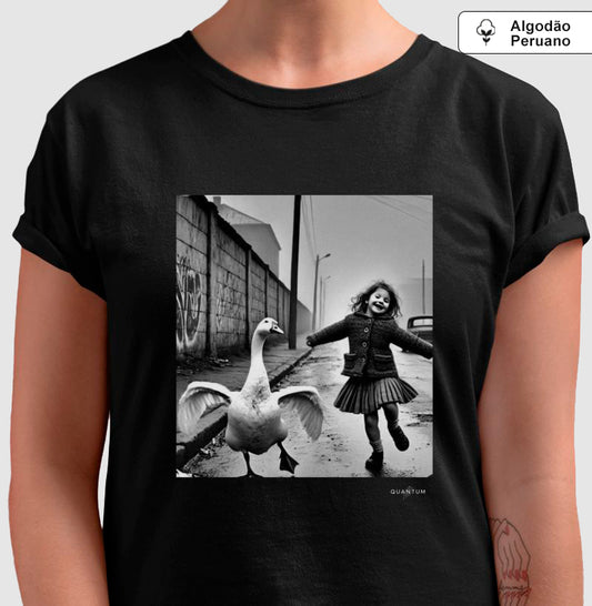 Camiseta Premium Perseguição Animal