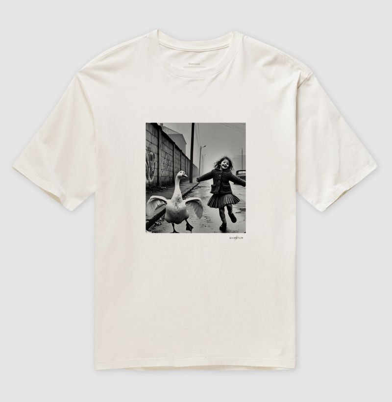 Camiseta oversized Perseguição Animal