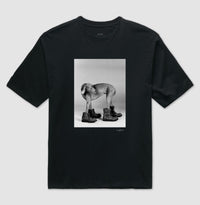 Camiseta oversized O Cão de Botas